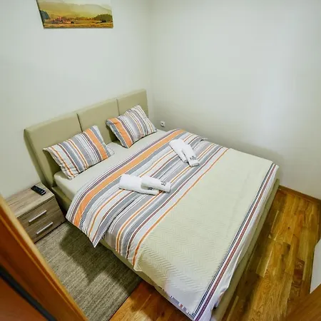 Family 1 Apartment *